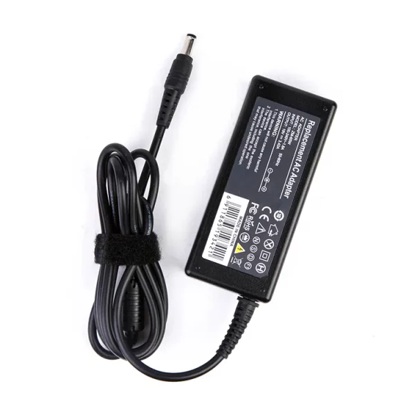 Carregador Toshiba 19V 3.42A 65W - Image 2