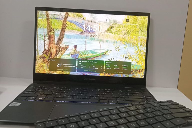 Asus Zenbook UX363J com teclas danificadas